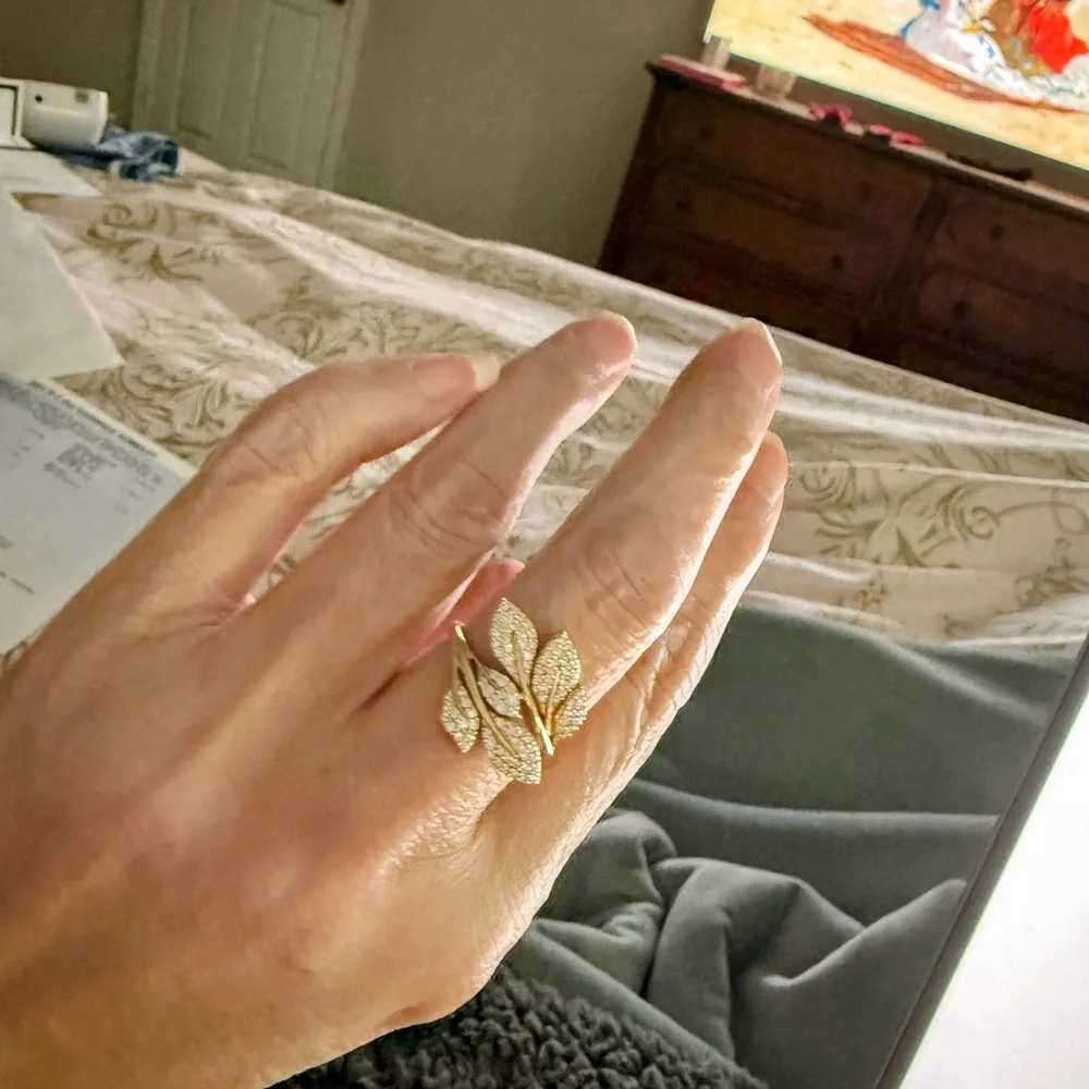 Effy 14k Gold Vine Motif Diamond Ring New. 5/8 tw - Picture 5 of 5